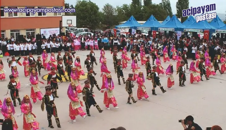 23 Nisan
                    Çal