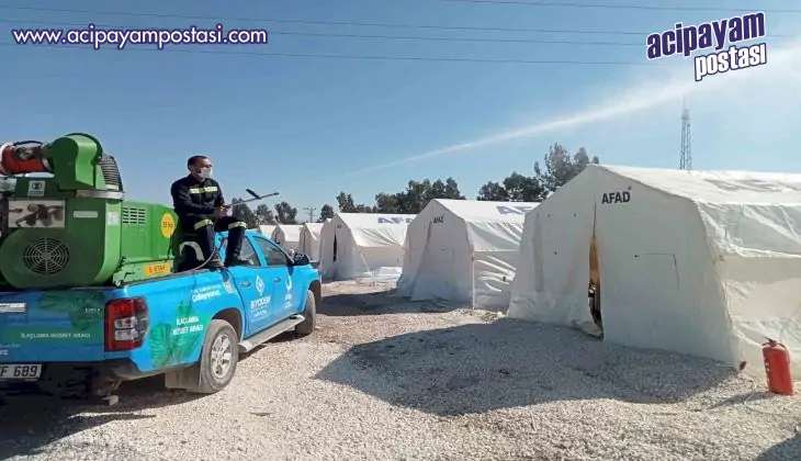 Aliağa Belediyesi, Hatay’da
                    dezenfeksiyon çalışması yapıyor