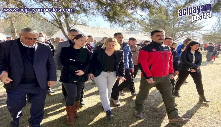 Alman bakanlar, depremin merkezi
                    Pazarcık’ı ziyaret etti