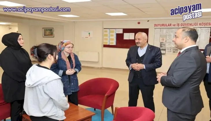 Başkan Büyükgöz, Gebze’de misafir edilen
                    depremzedeleri ziyaret etti