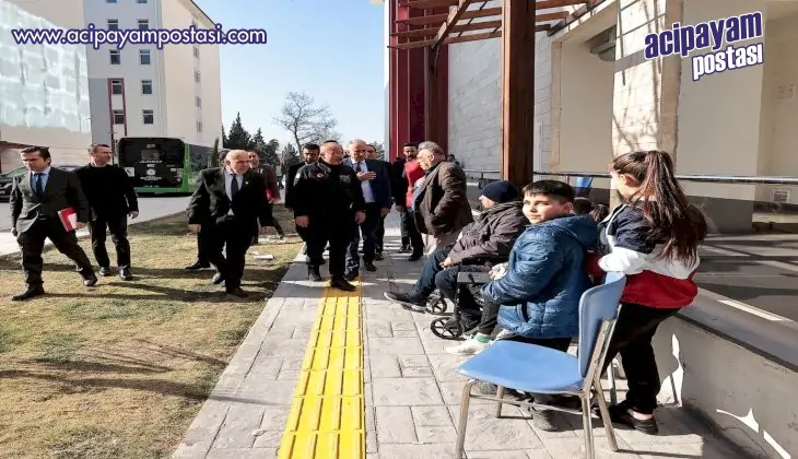 Denizli depremin yaralarını birlikte
                    sarıyor