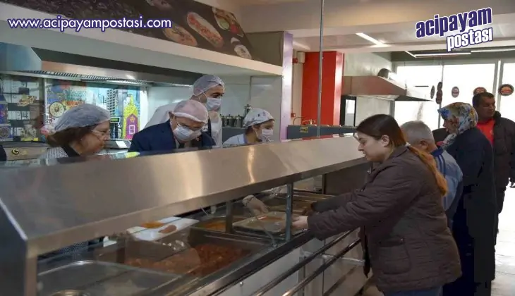 Manisa deprem bölgesi için üretmeye
                    devam ediyor