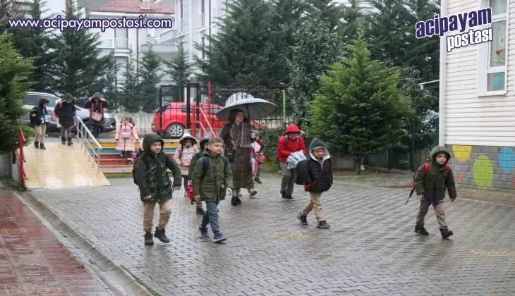 Sakarya’da ders zili çaldı, eğitim ve
                    öğretimde ikinci dönem başladı